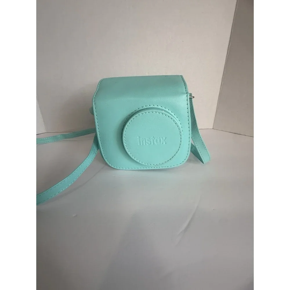 Fujifilm Instax Mini 7S Instant Camera in Mint Green with Matching Case